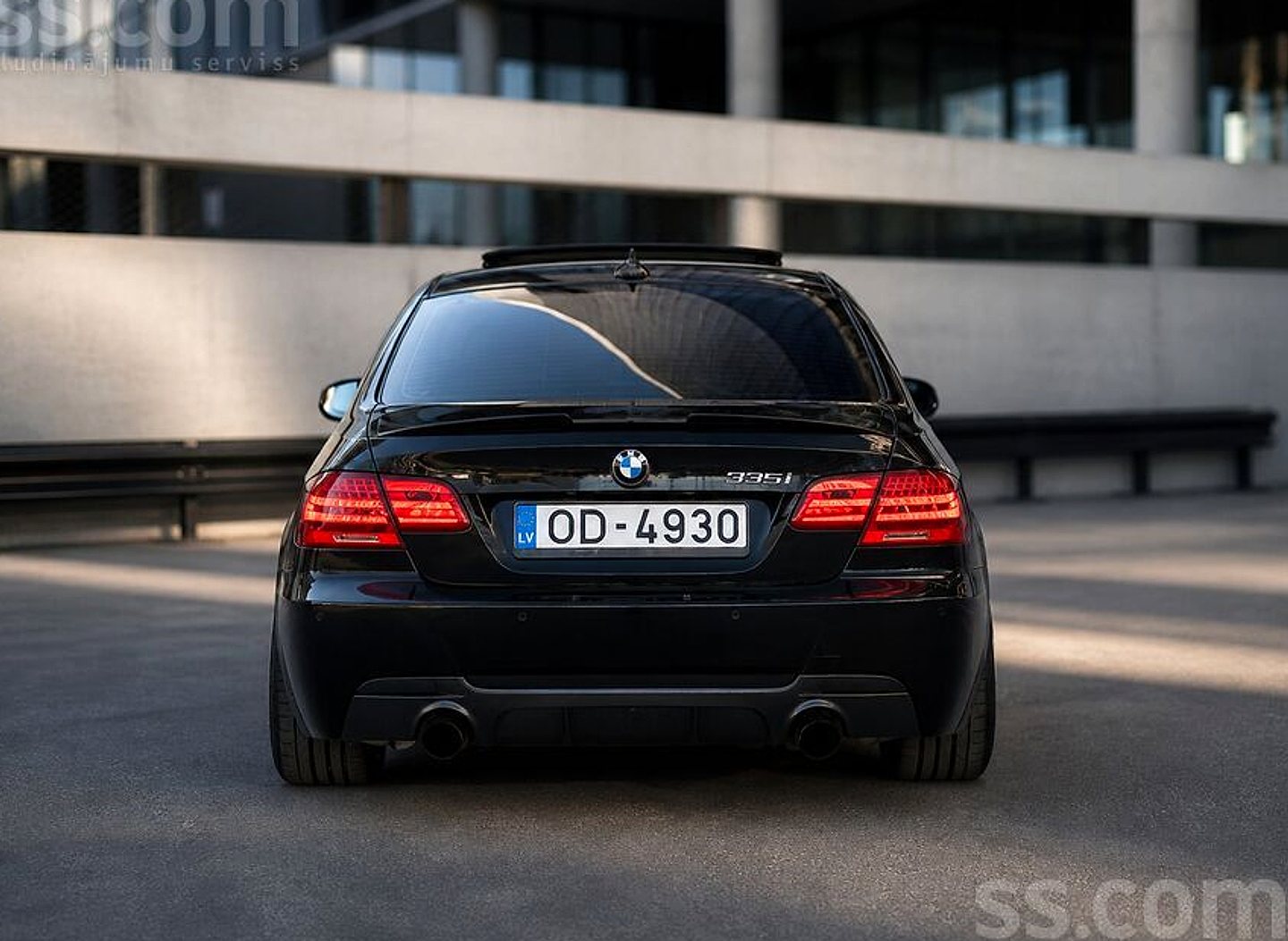 BMW 335 — foto 2