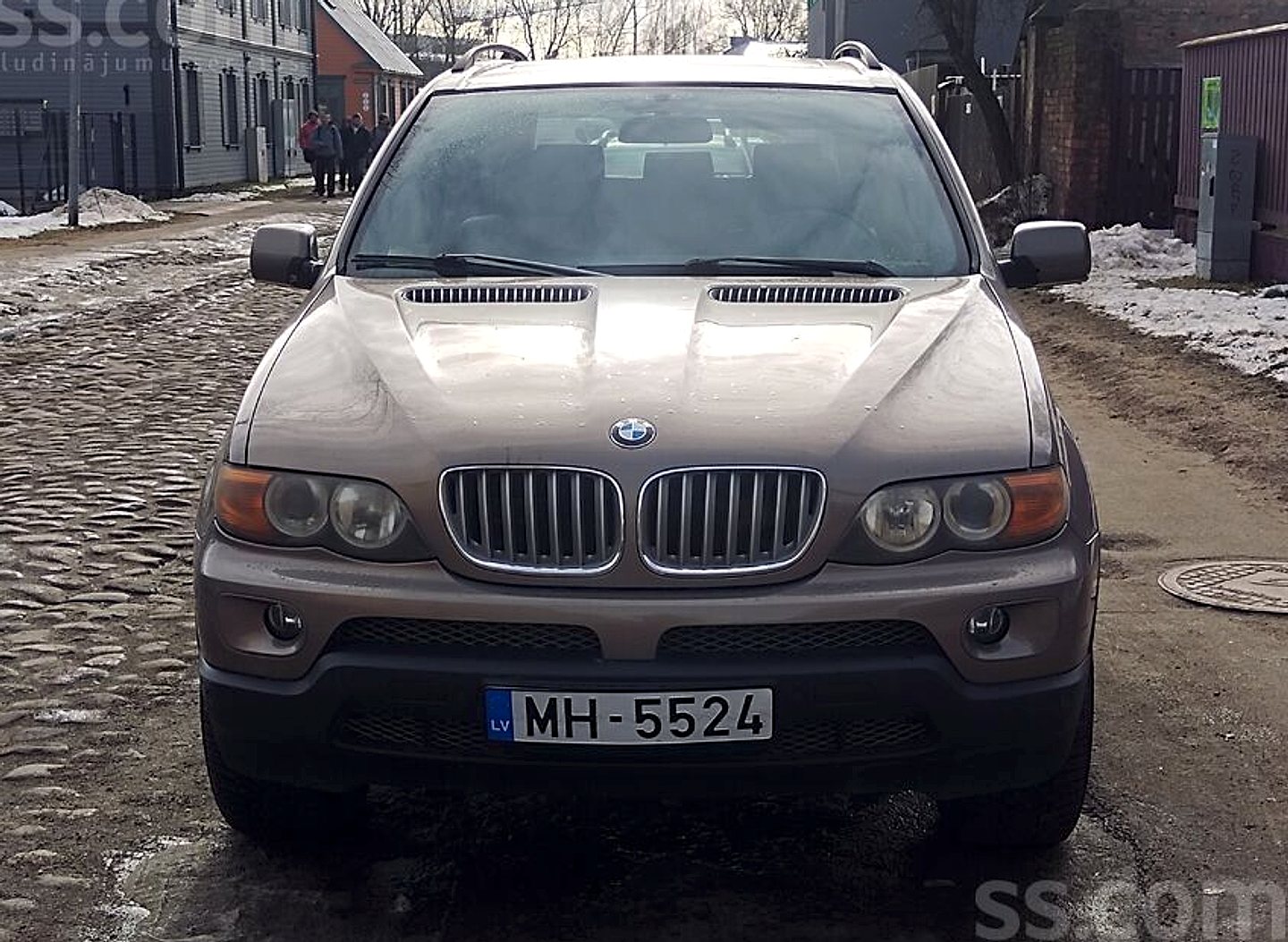 BMW X5 — foto 2