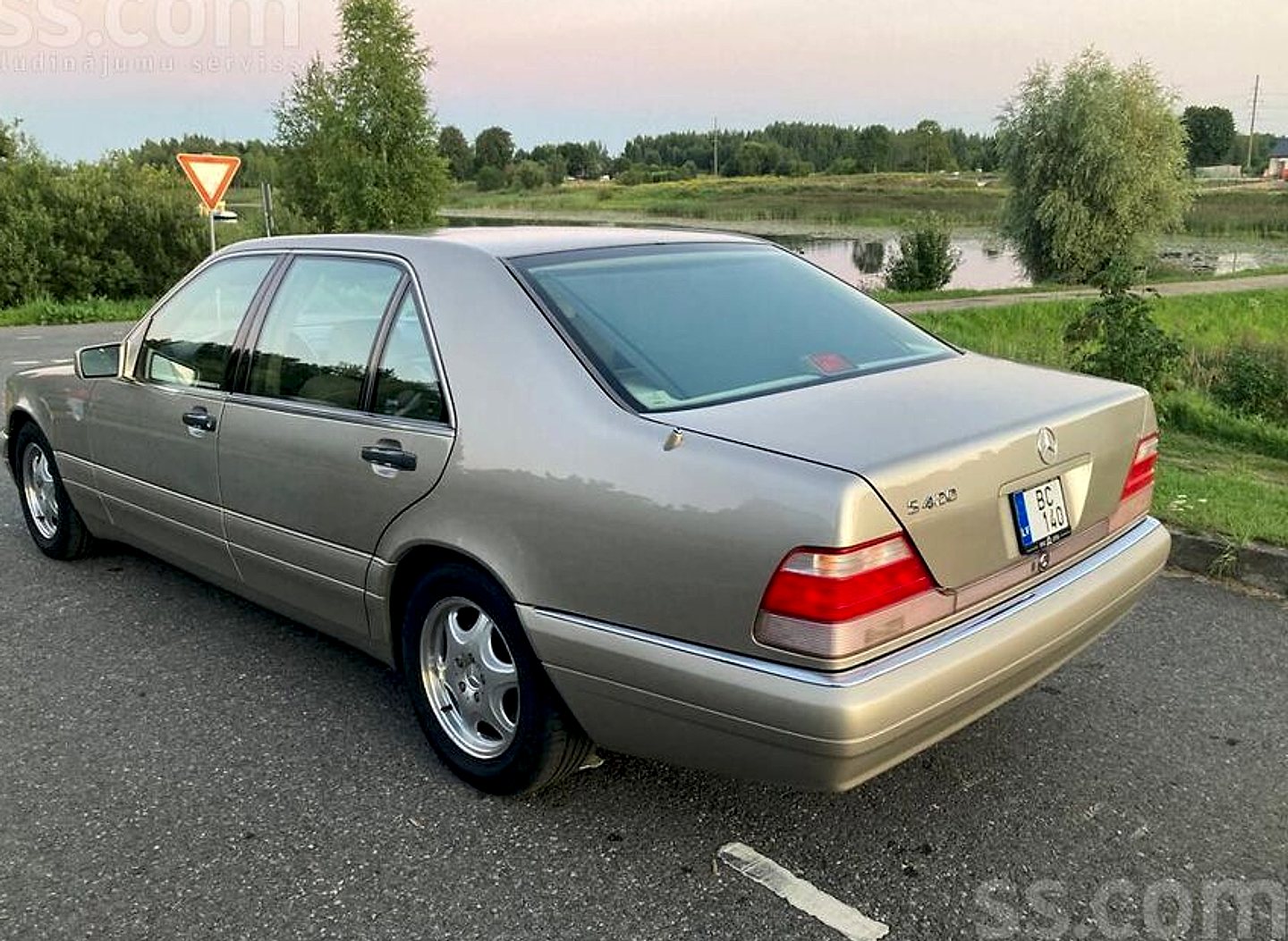 Mercedes-Benz S420 — foto 3