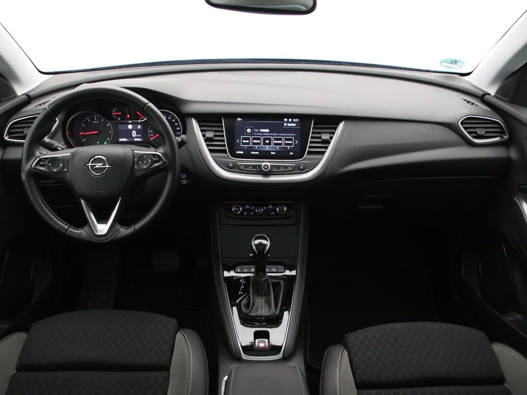 Opel Grandland X — foto 3