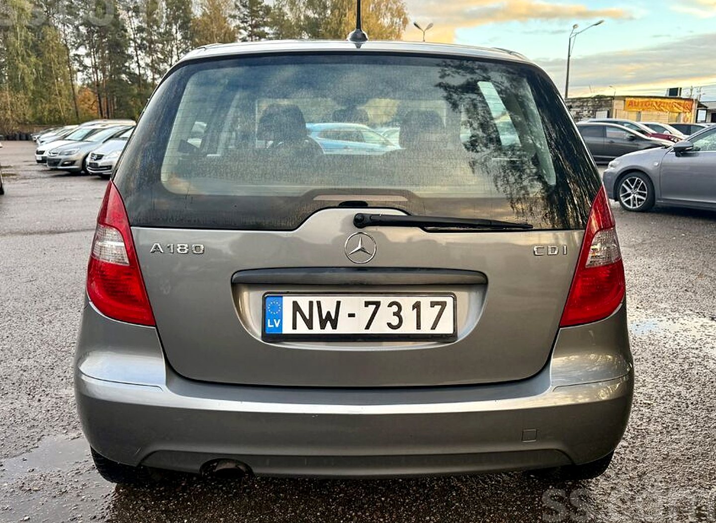 Mercedes-Benz A180 — foto 6