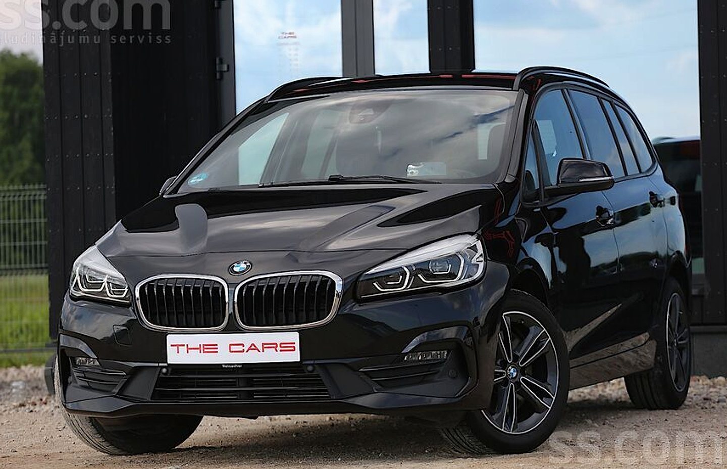 BMW 218 — foto 5