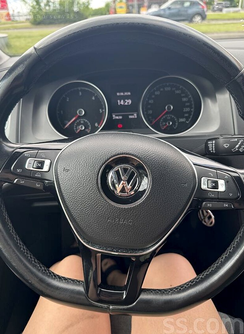 Volkswagen Golf 7 — foto 3