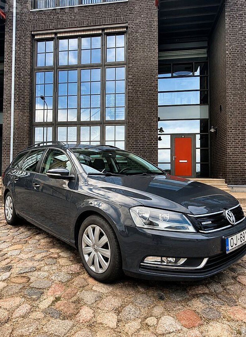Volkswagen Passat (B7), 2012. gads