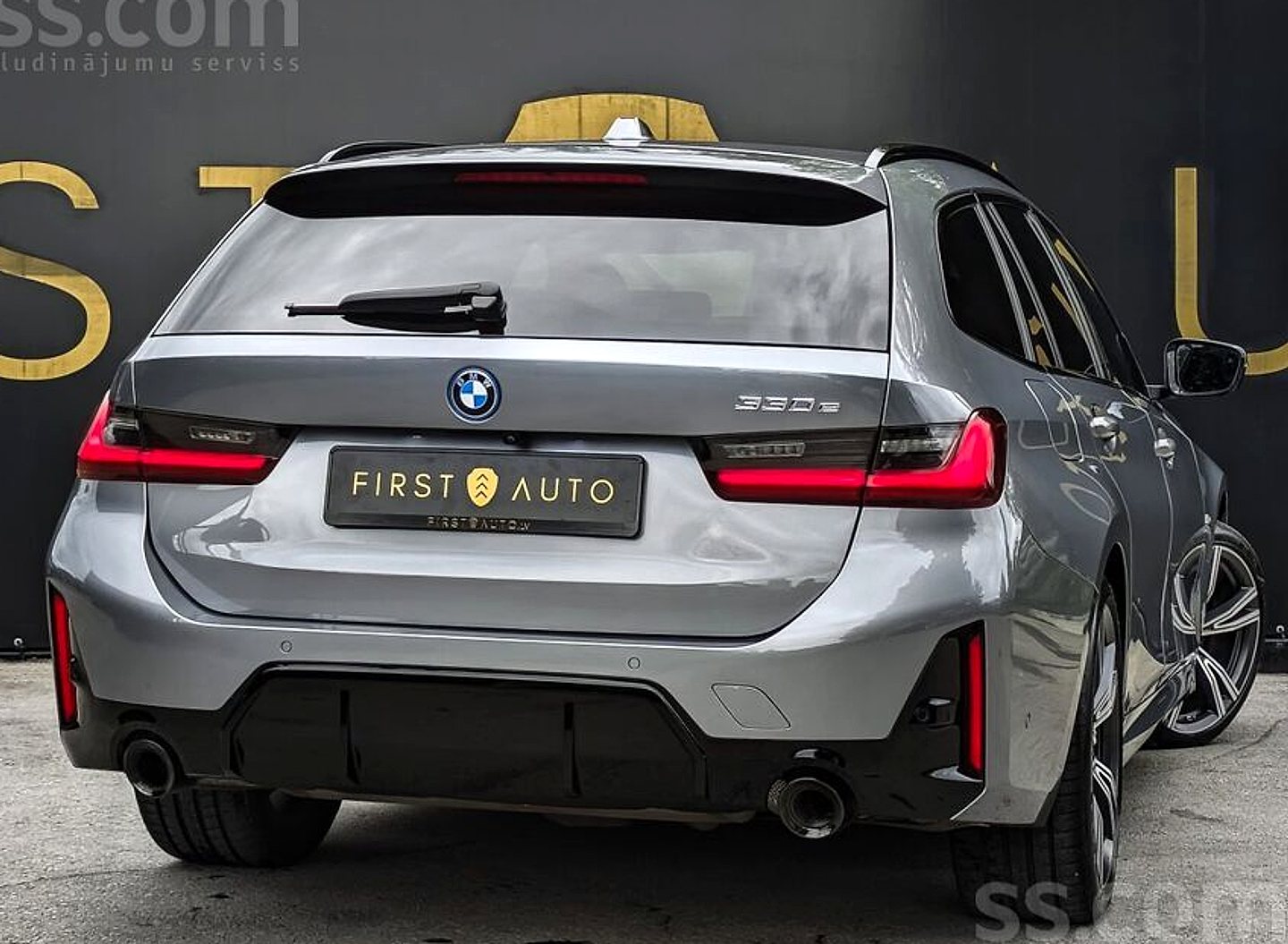 BMW 330 — foto 3