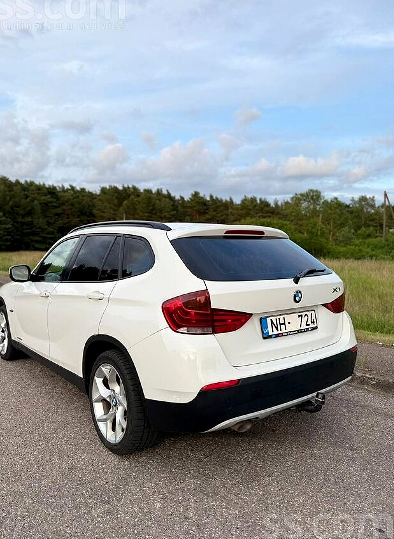 BMW X1 — foto 2