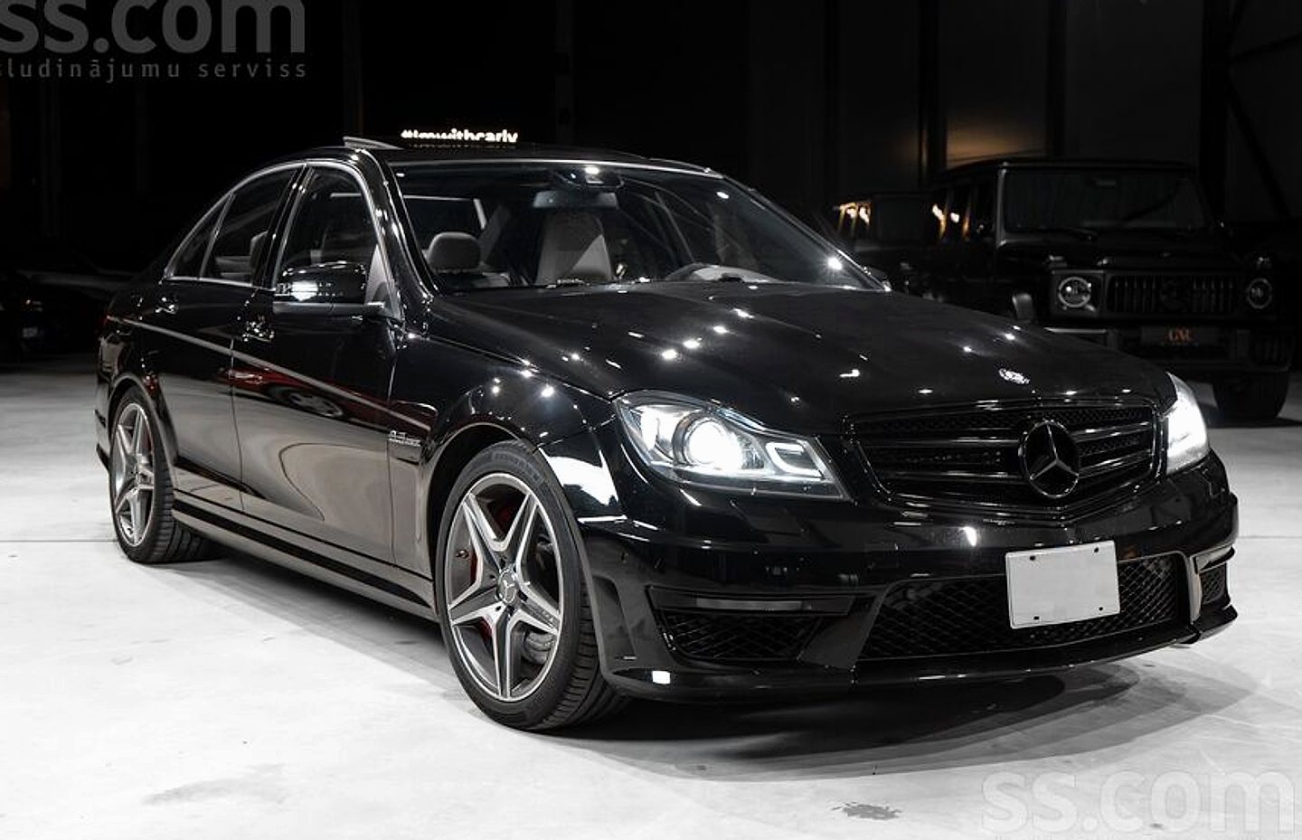 Mercedes-Benz C63 AMG — foto 3