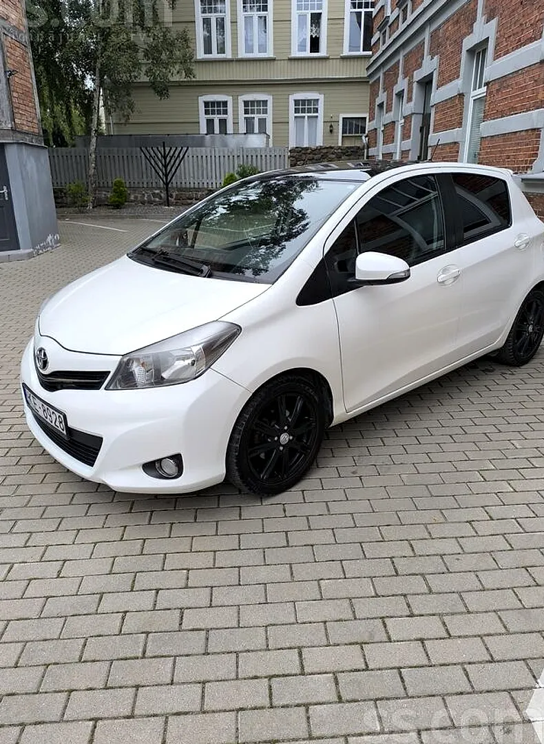 Toyota Yaris, 2012. gads
