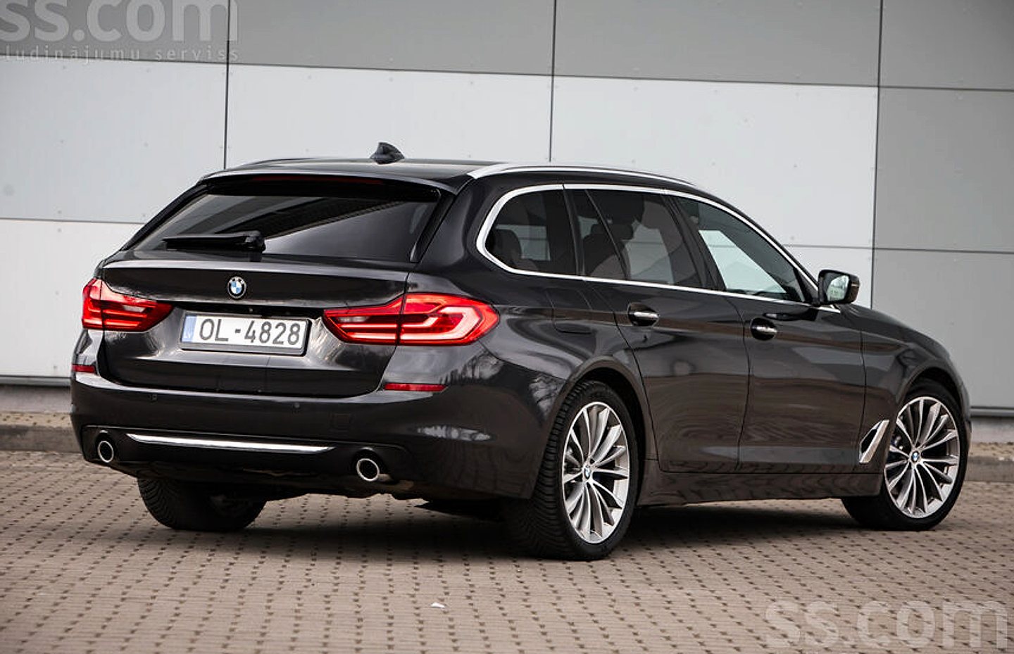 BMW 530 — foto 5