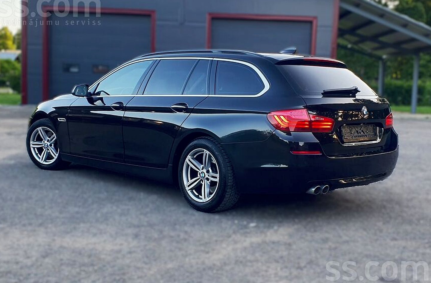 BMW 520 — foto 6