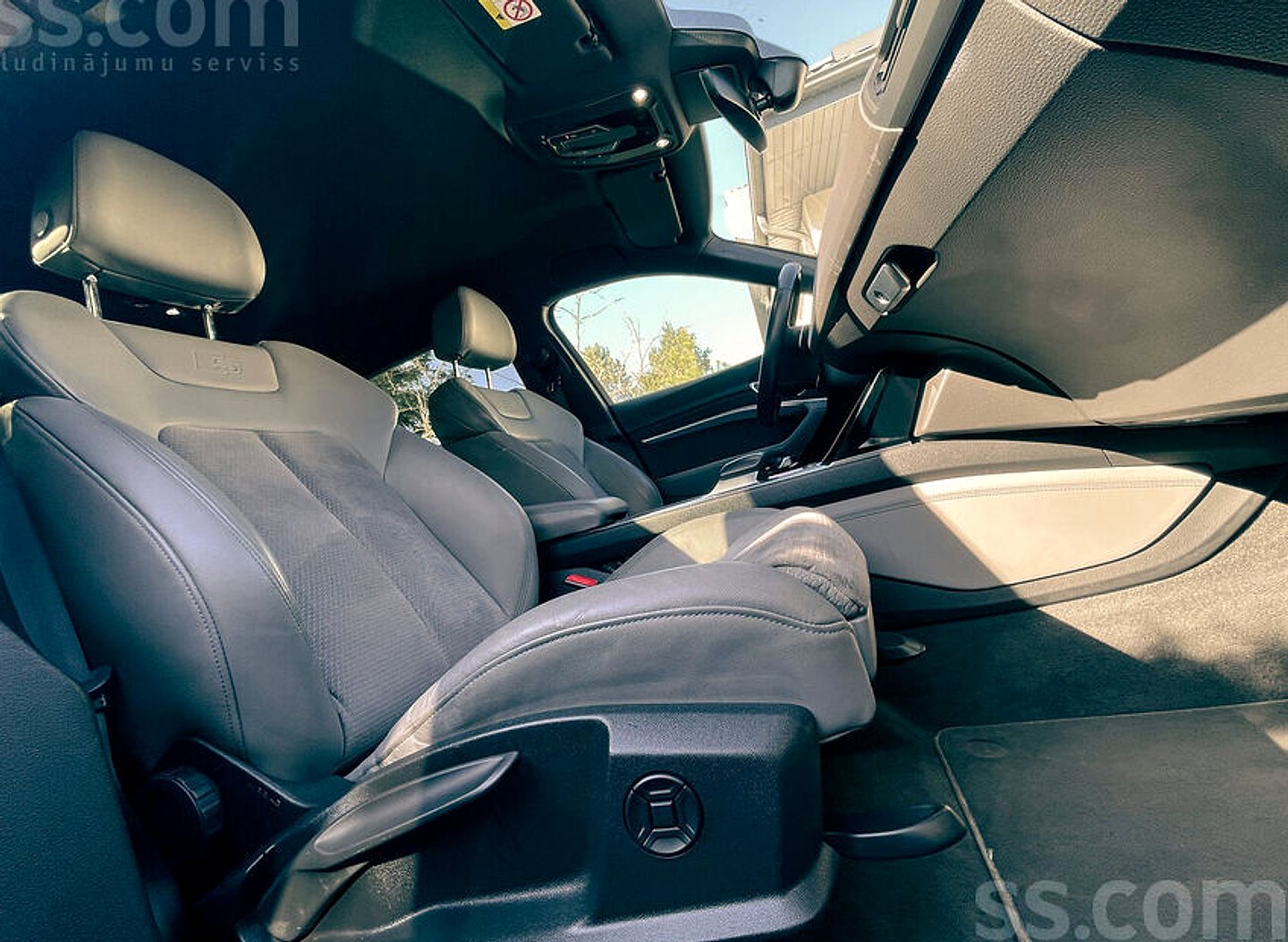 Audi E-tron — foto 5