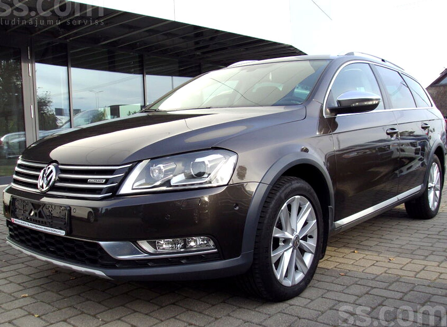 Volkswagen Passat Alltrack, 2012. gads