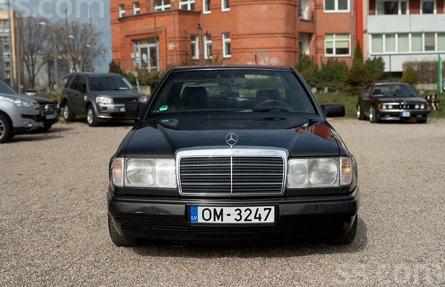 Mercedes-Benz E230 — foto 2