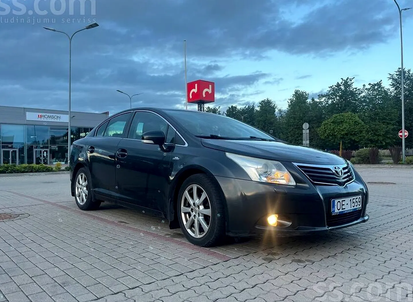 Toyota Avensis, 2010. gads