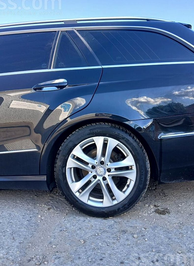 Mercedes-Benz E250 — foto 6