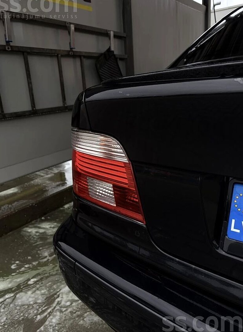 BMW 530 — foto 3