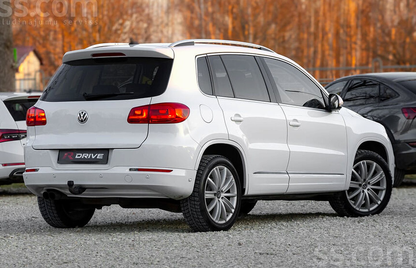 Volkswagen Tiguan — foto 4
