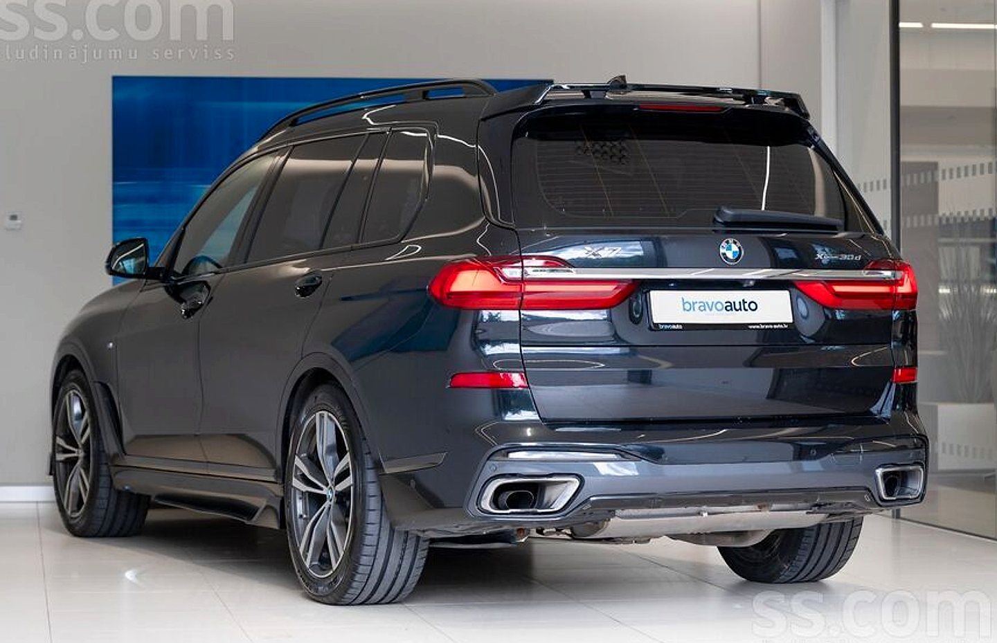BMW X7 — foto 4