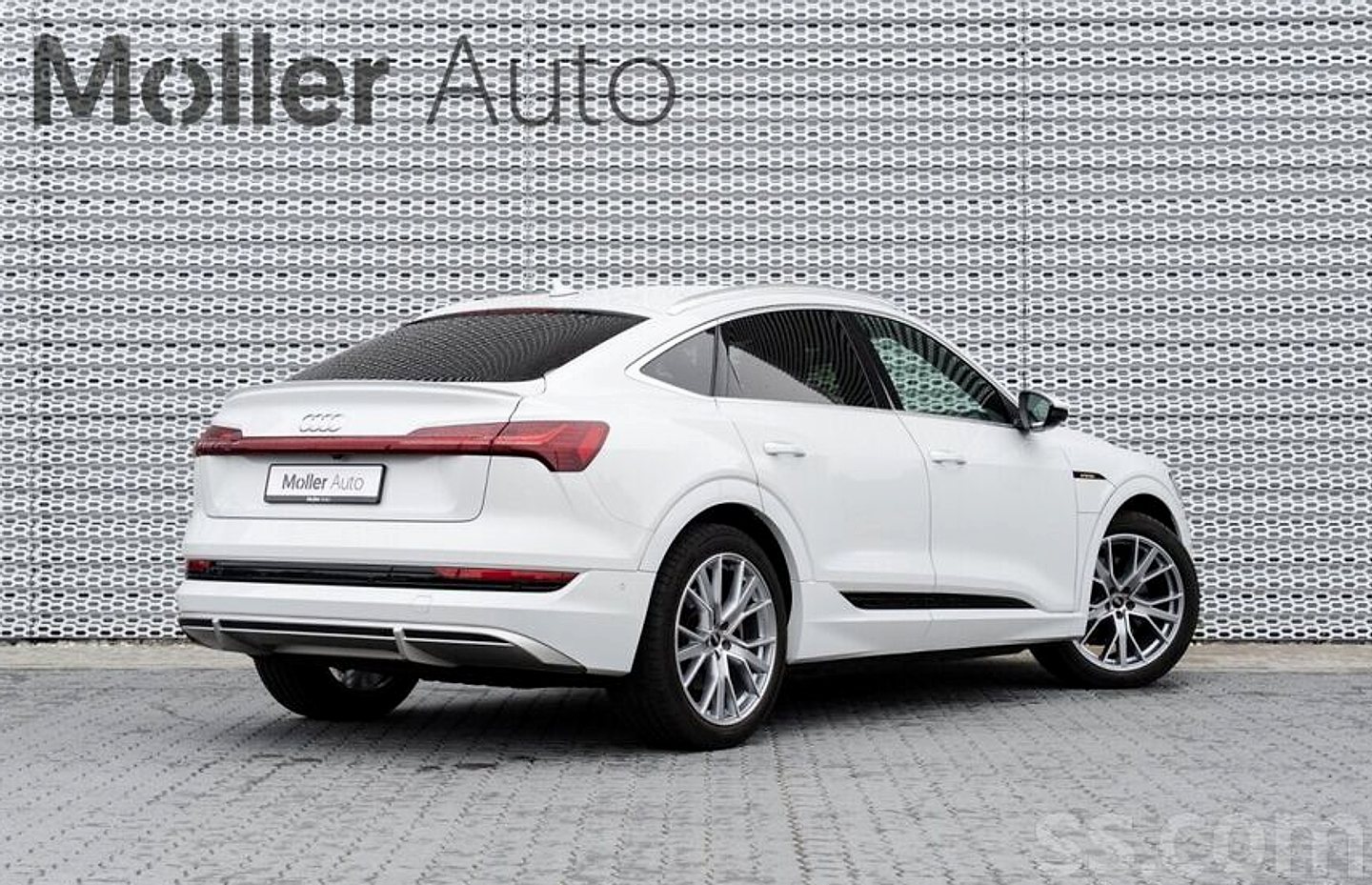 Audi E-tron — foto 4