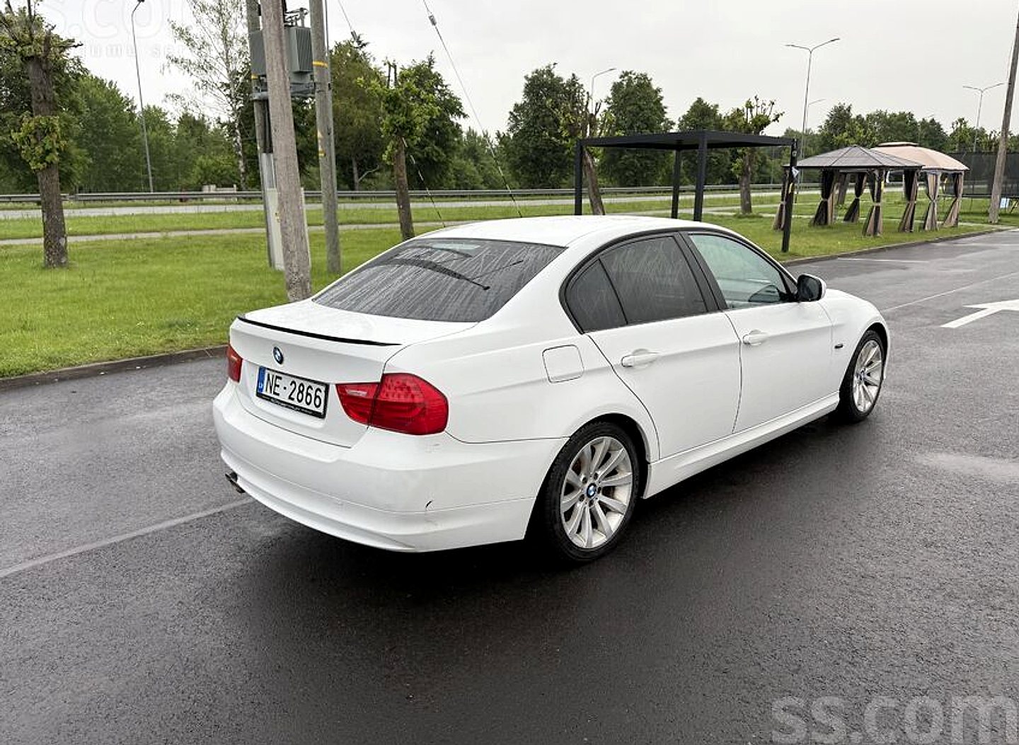 BMW 318 — foto 3