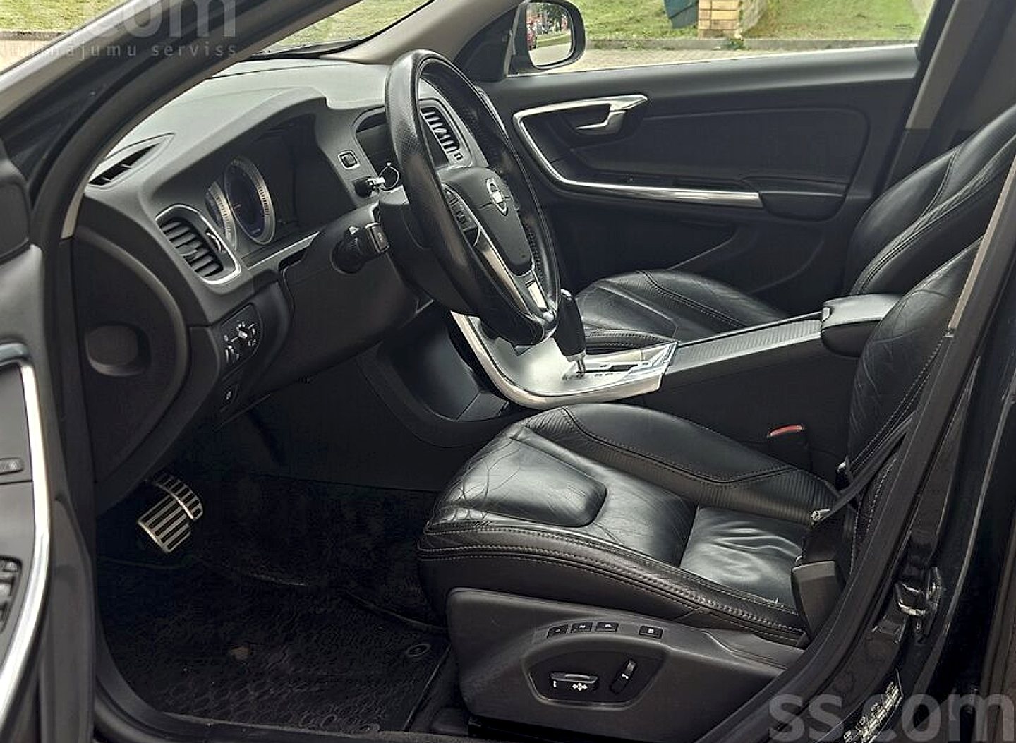 Volvo S60 — foto 5