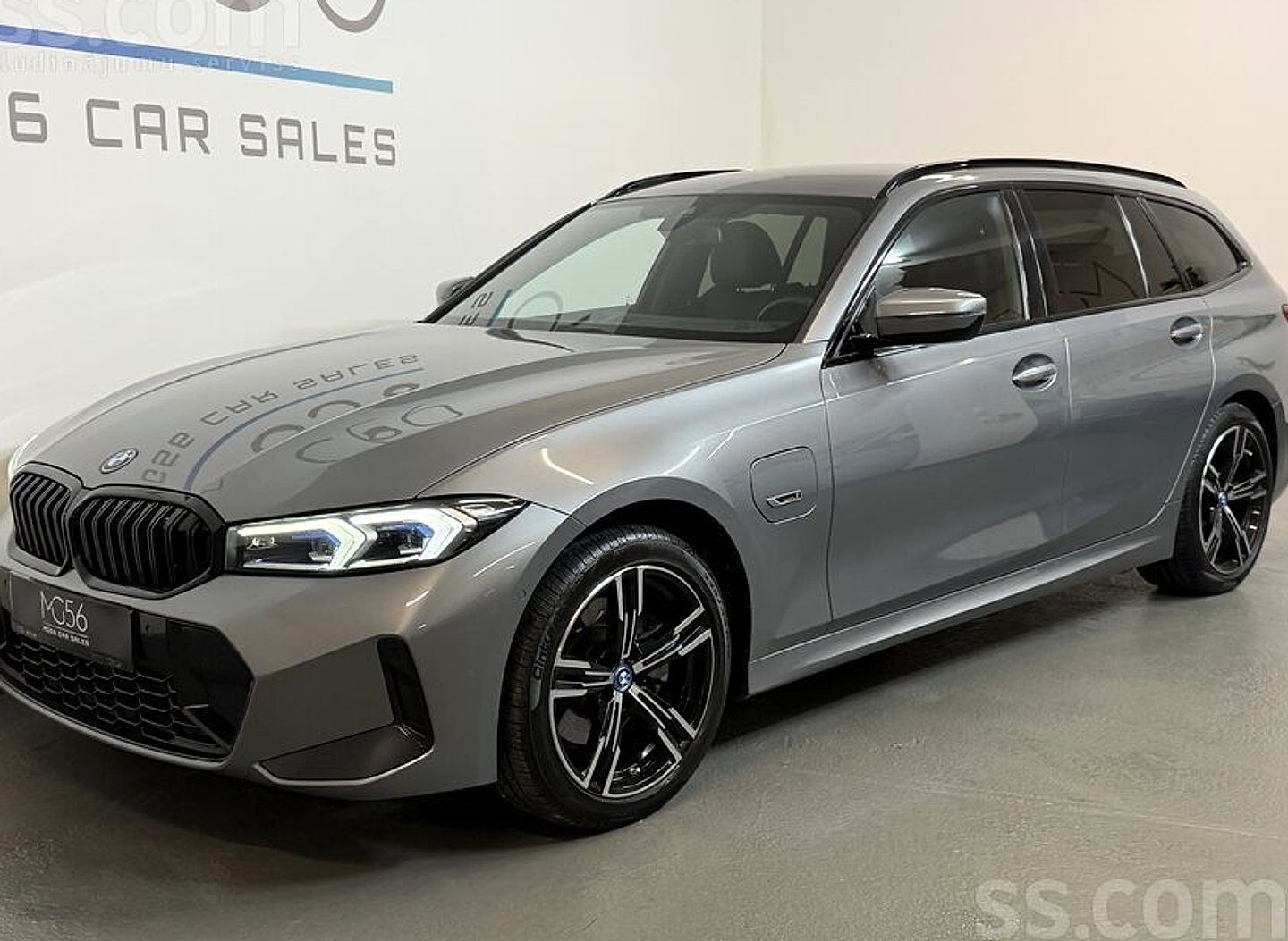 BMW 330 — foto 3