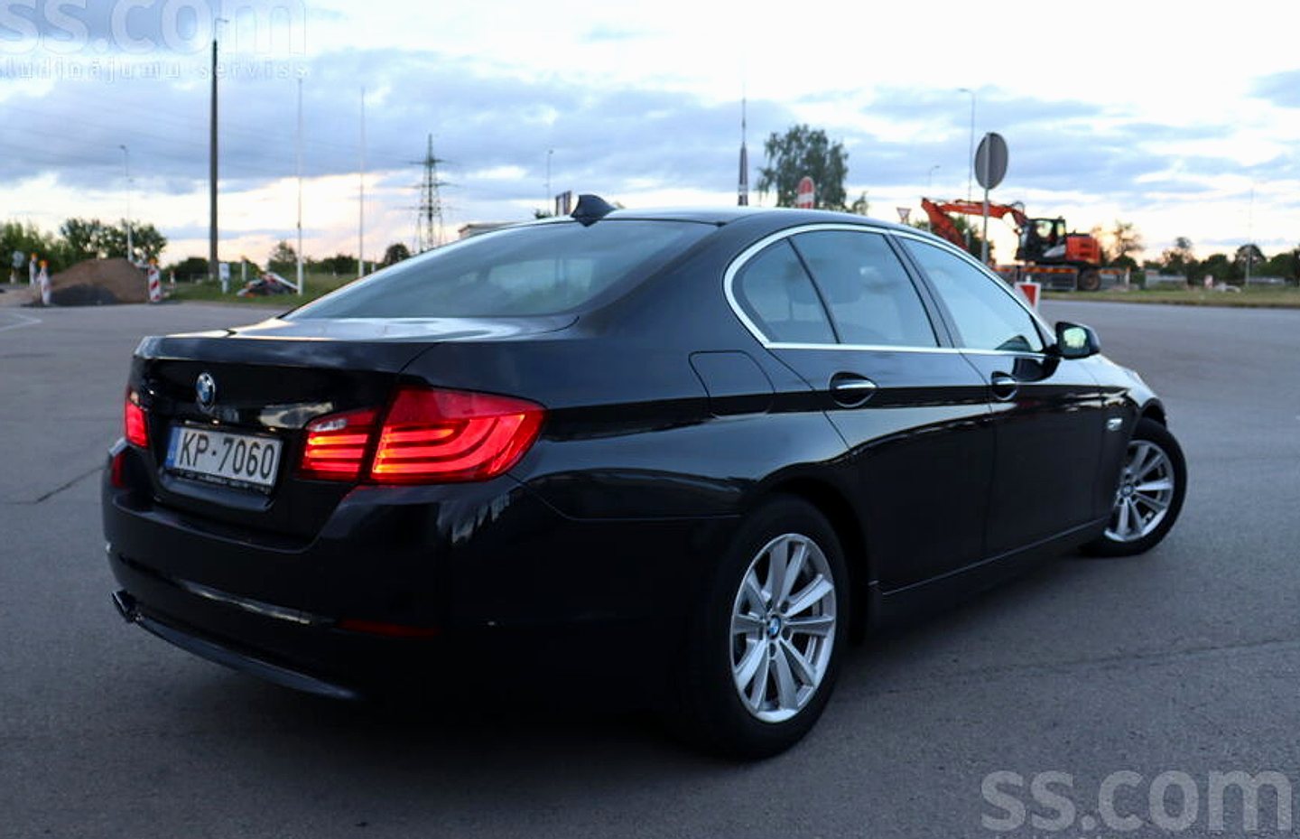 BMW 520 — foto 6