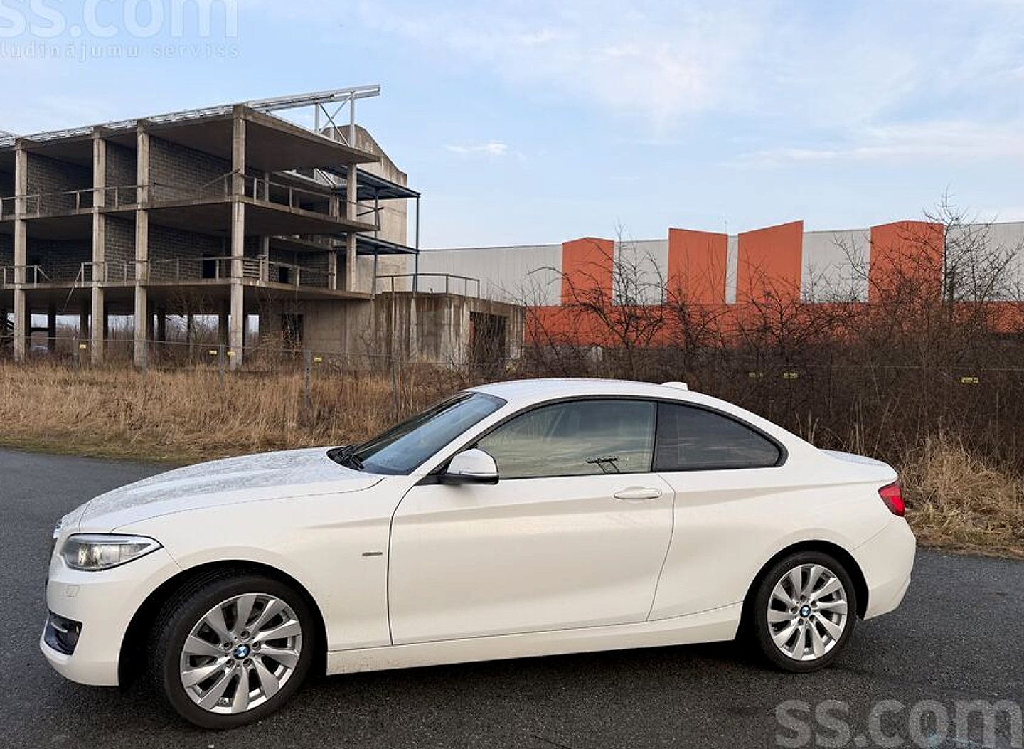 BMW 220 — foto 6