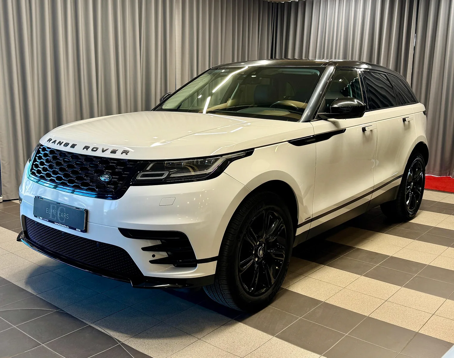 Land Rover Range Rover Velar, 2020. gads