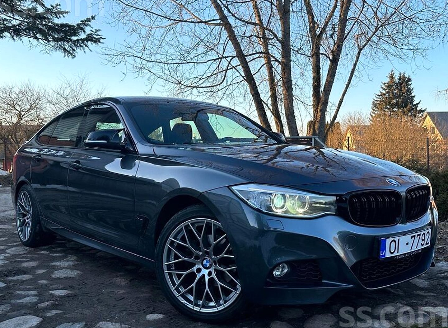 BMW 320 — foto 3