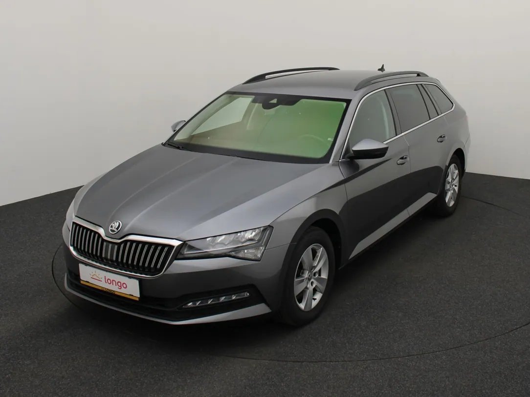 Škoda Superb — foto 2