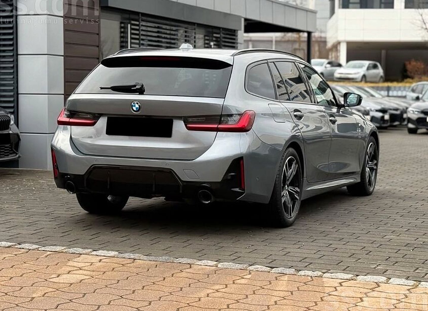BMW 320 — foto 2
