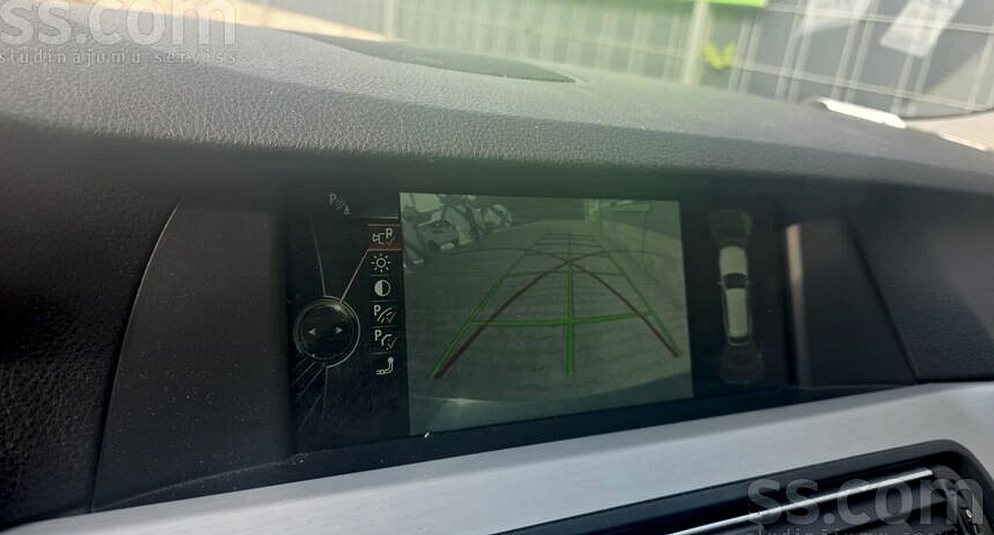 BMW 520 — foto 5