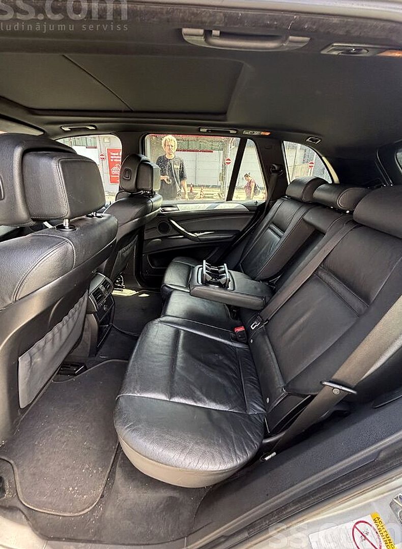 BMW X5 — foto 2