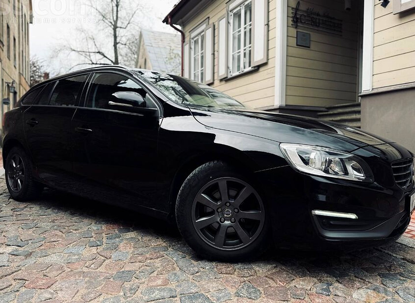 Volvo V60 — foto 2