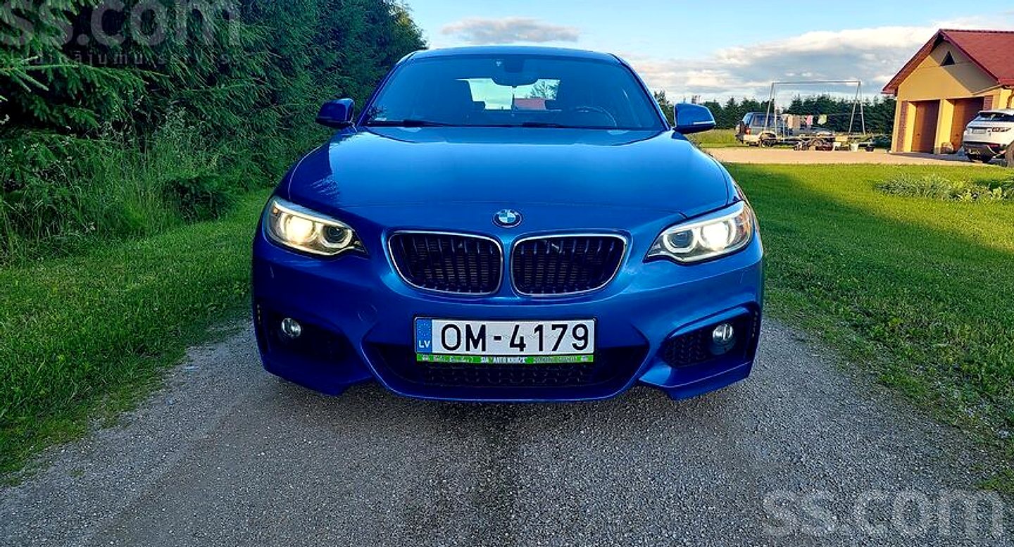 BMW 220 — foto 2