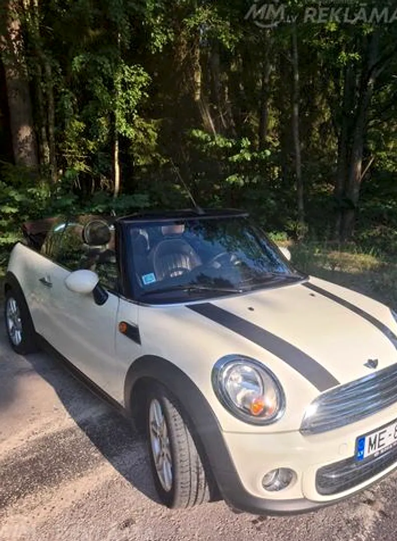 MINI Cooper, 2011. gads