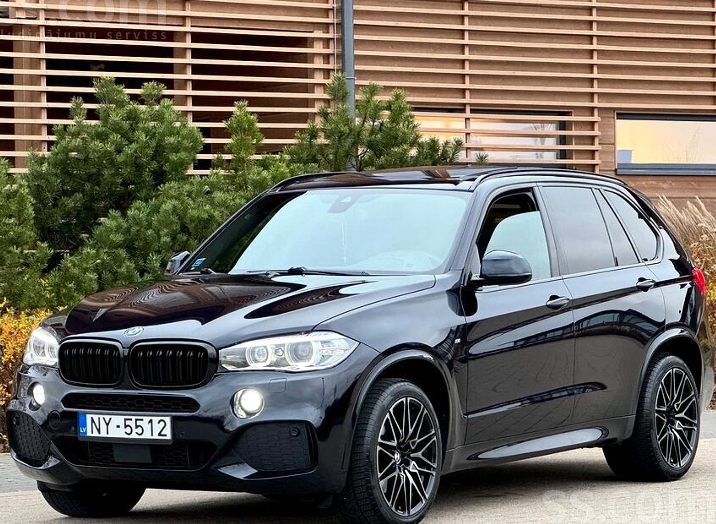 BMW X5 — foto 2