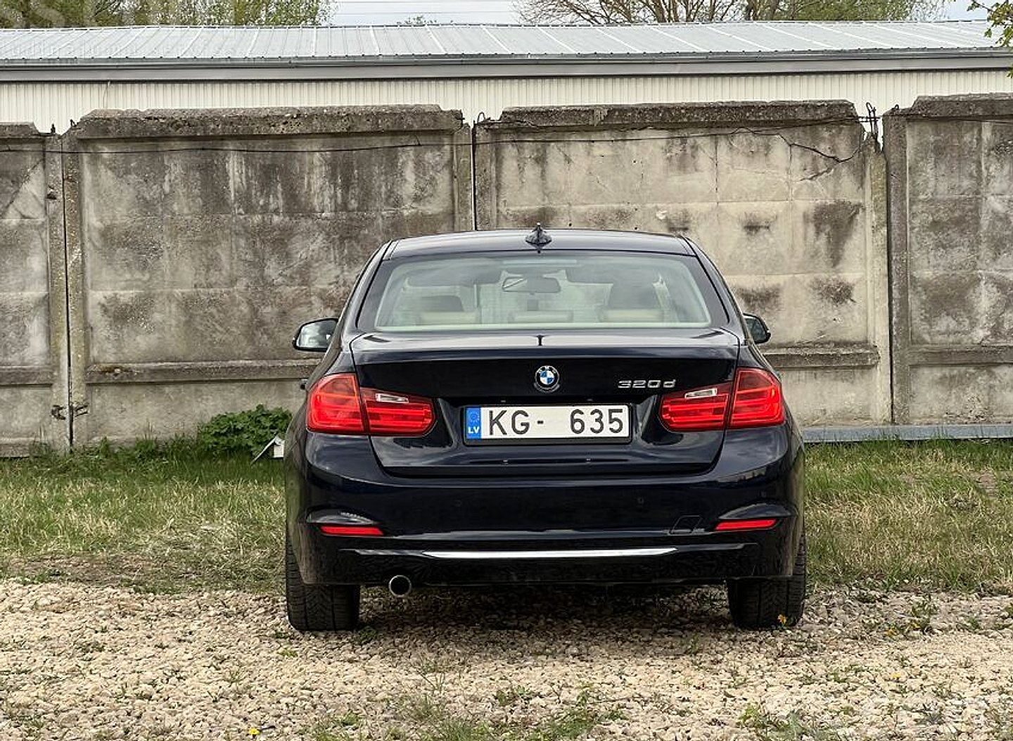 BMW 320 — foto 5