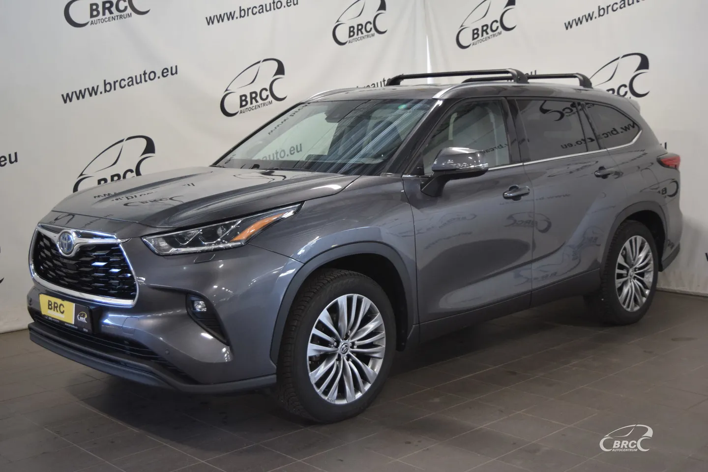 Toyota Highlander, 2022. gads