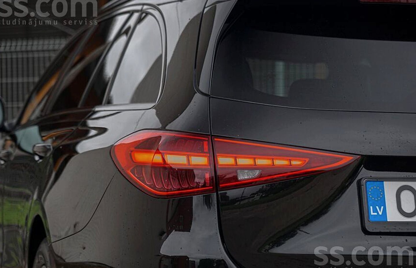 Mercedes-Benz C200 — foto 6