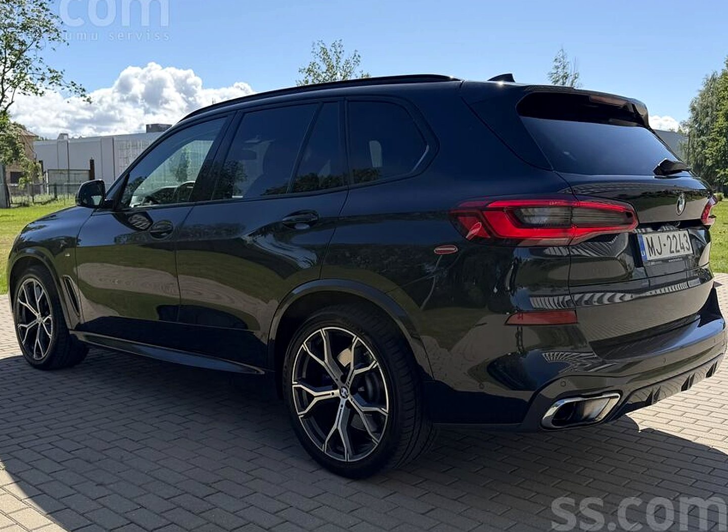 BMW X5 — foto 4