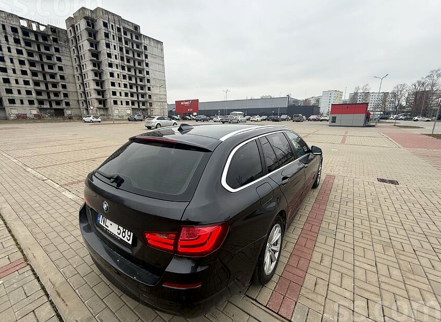 BMW 520 — foto 4