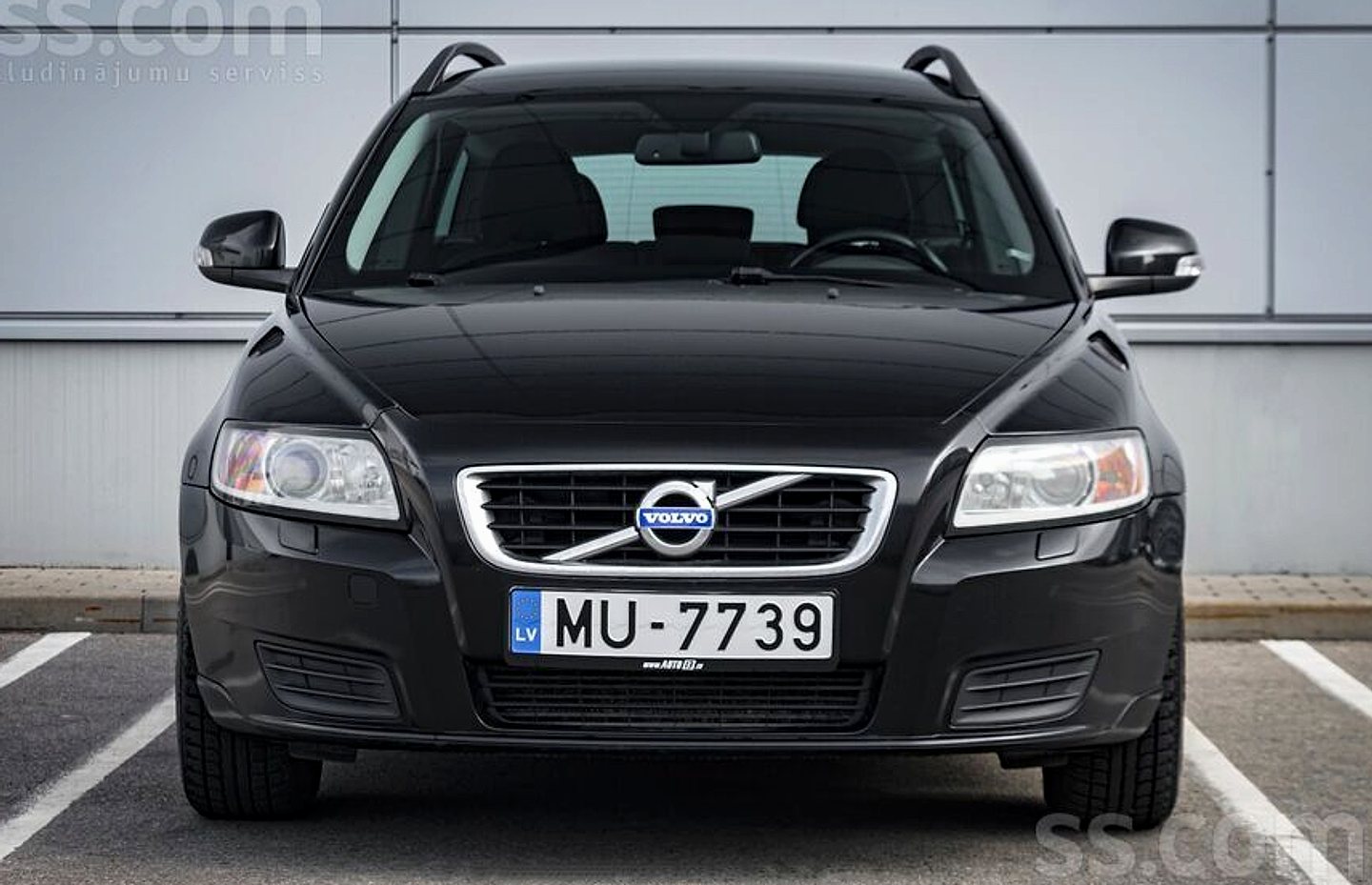 Volvo V50