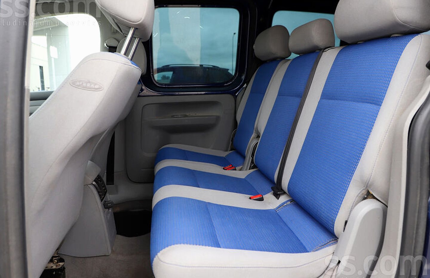 Volkswagen Caddy — foto 6