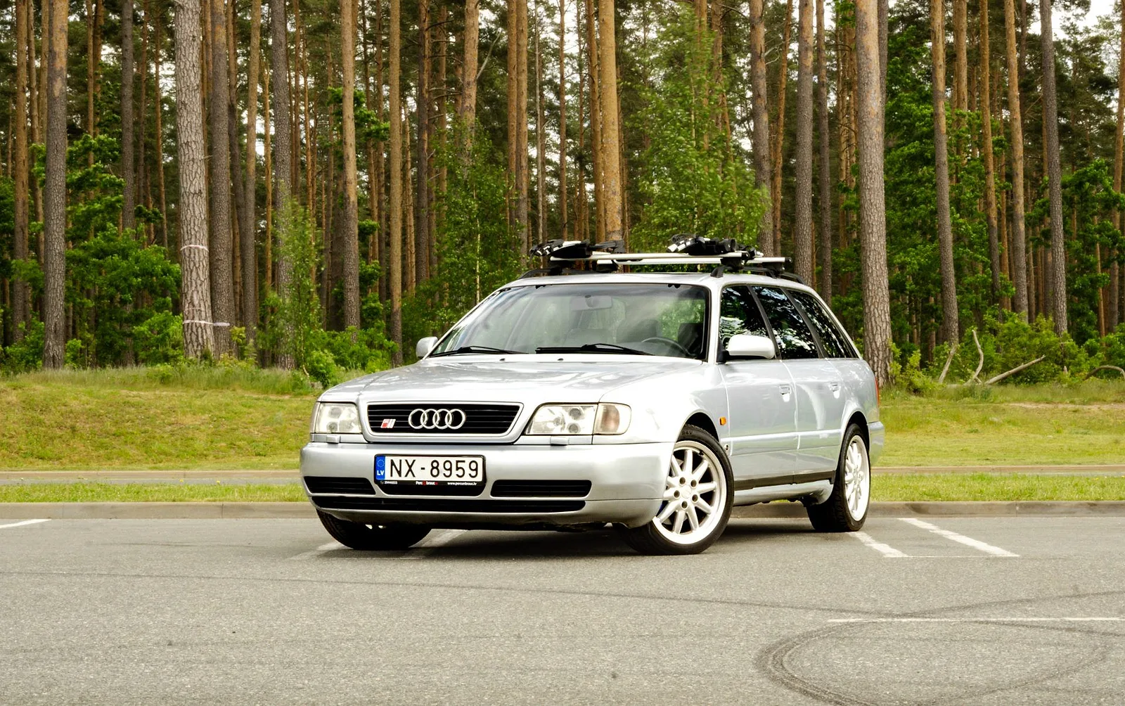 Audi S6 AVANT, 1996. gads