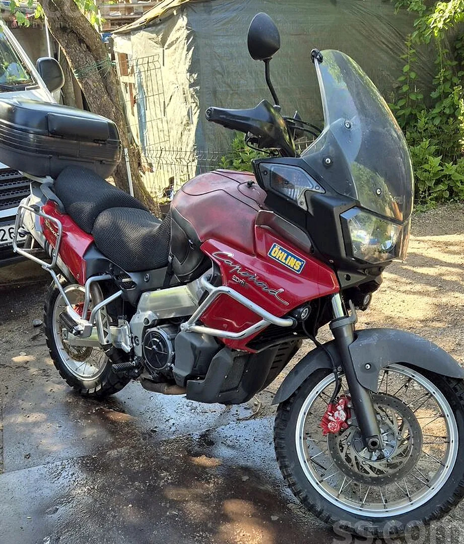 Aprilia Etv 1000, 2003. gads