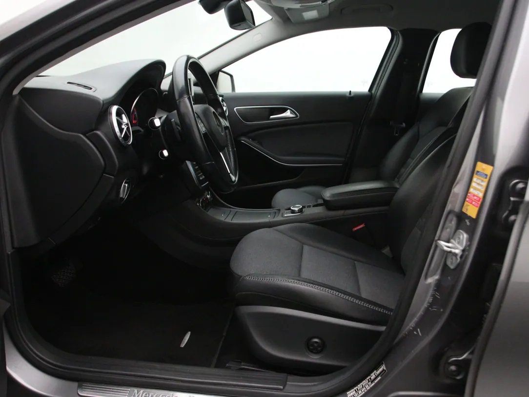 MERCEDES BENZ Gla250 — foto 5