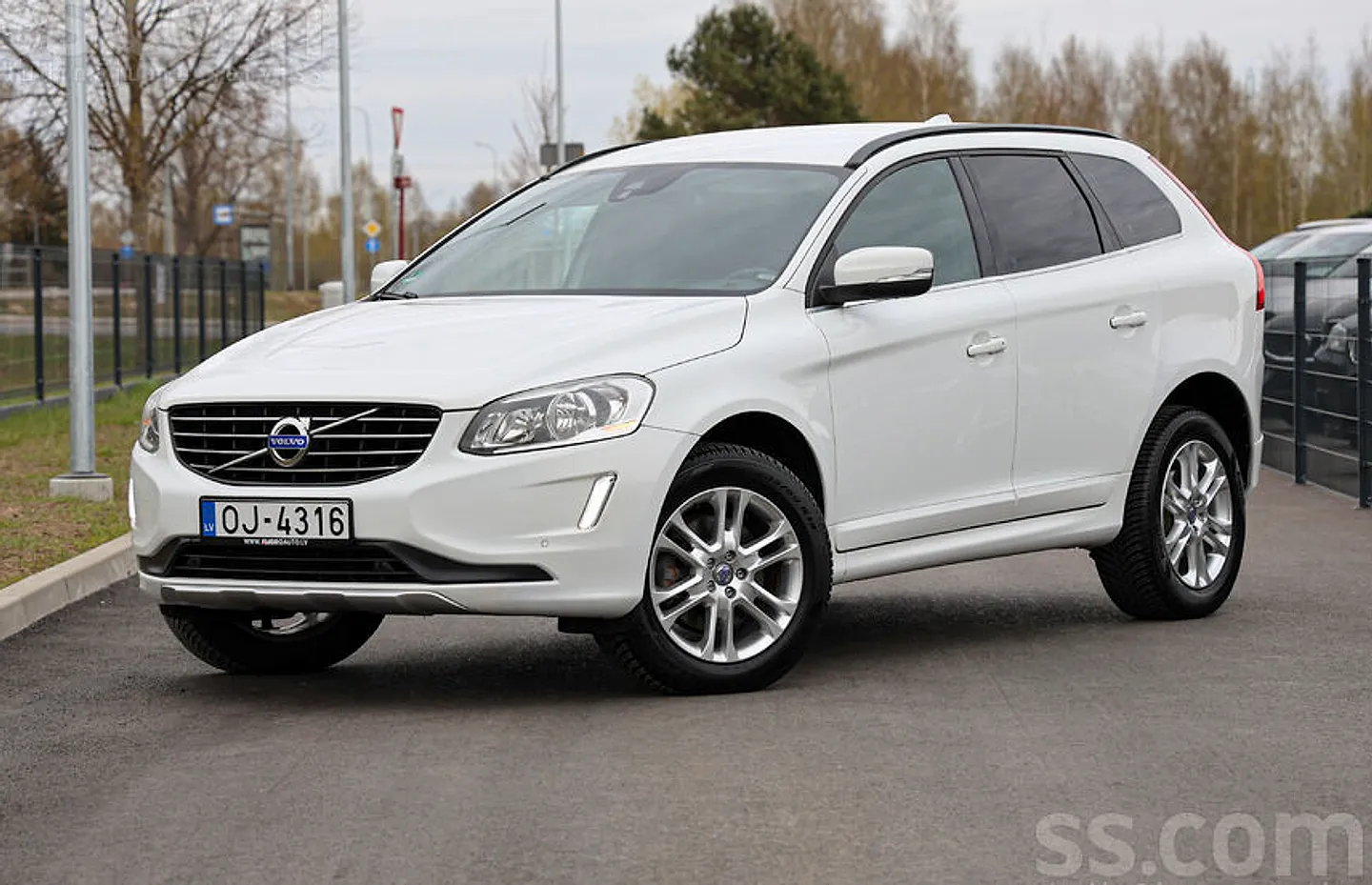 Volvo XC 60, 2013. gads