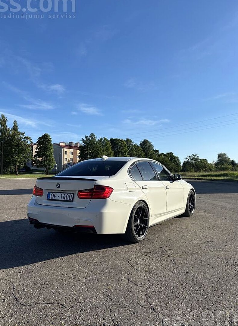 BMW 330 — foto 3